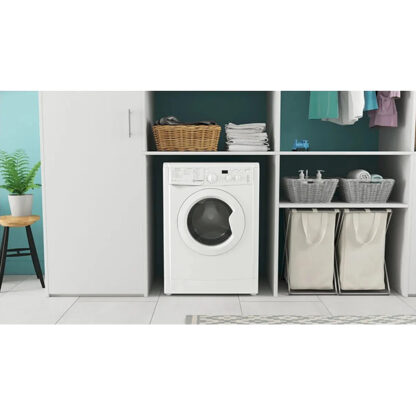 Стиральная машина Indesit IWSD 6105 B (CIS) L — изображение 6